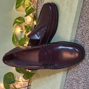Women's G.H. Bass Weejuns Classic Burgundy Penny Loafers 9½